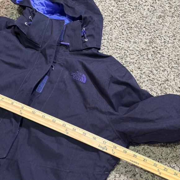 The North Face Womens M Purple Hooded Waterproof Jacket W/ Fleece Lined Interior - Picture 7 of 8